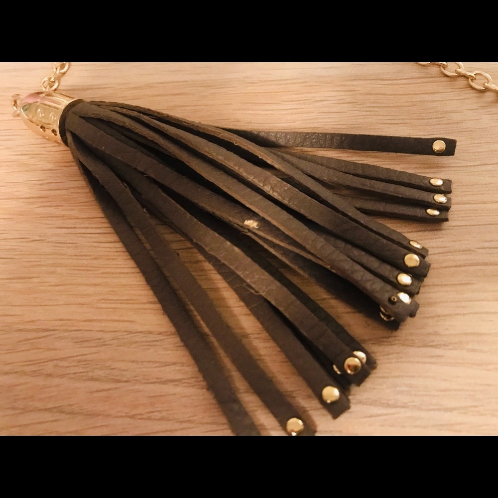 Purse accessory tassel and 2 hearts 💕 charm - Picture 7 of 8